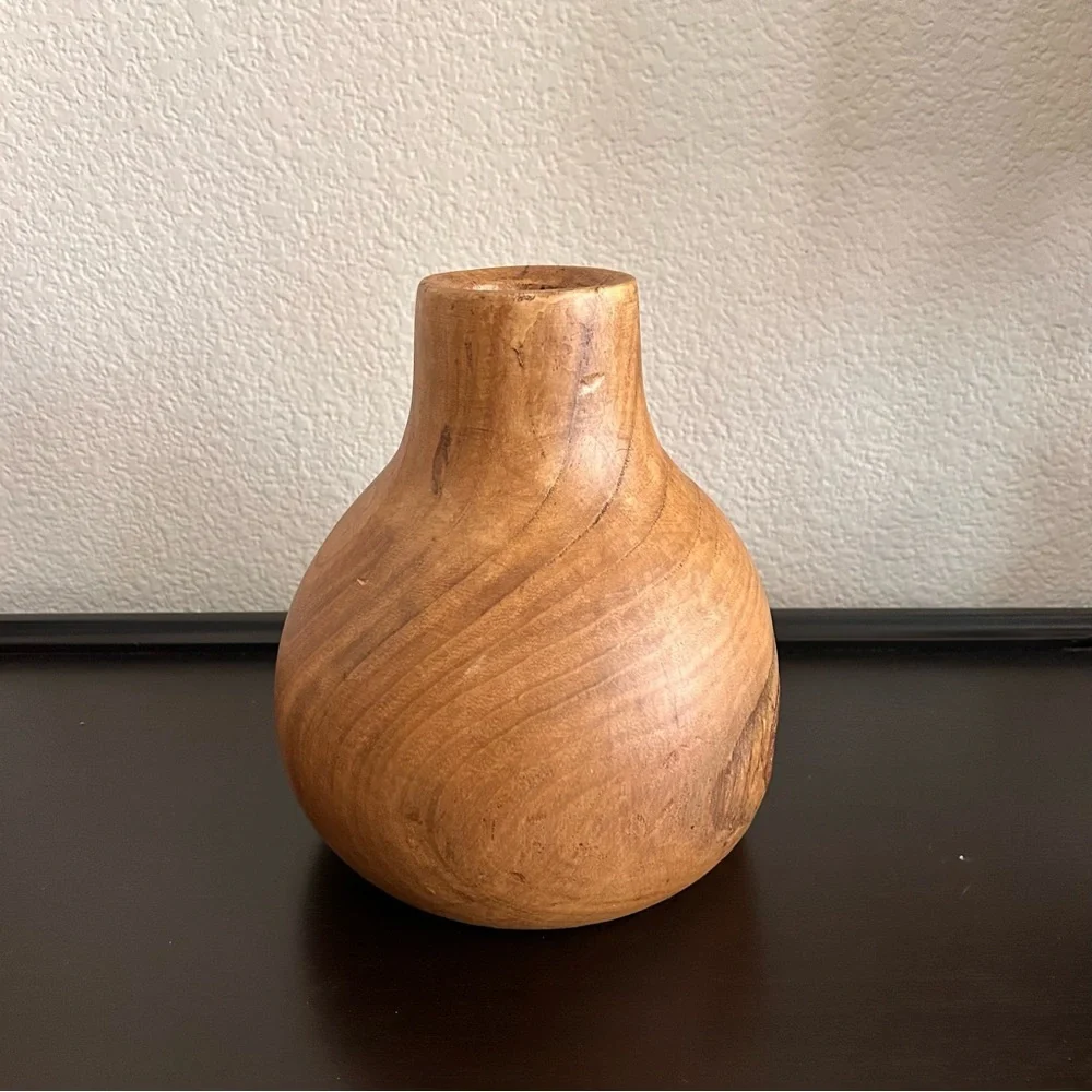 Handcrafted Paulownia Wood Vase – Rustic Brown Small Decorative Flower Vase 8”